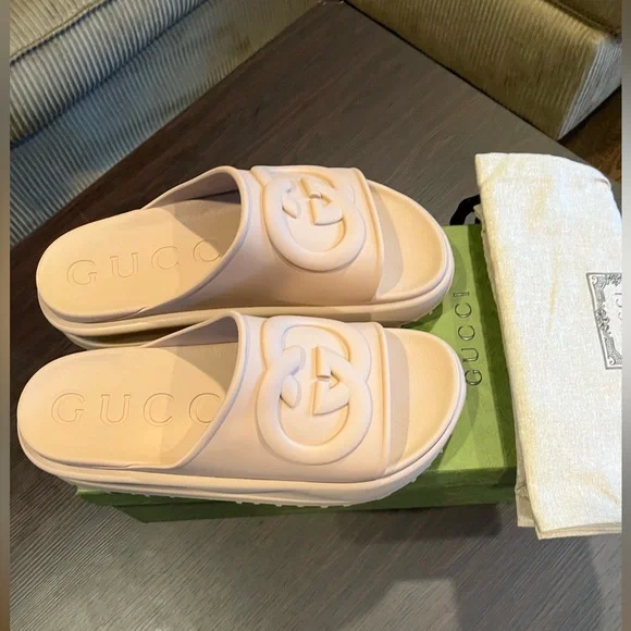Men’s Gucci slides
